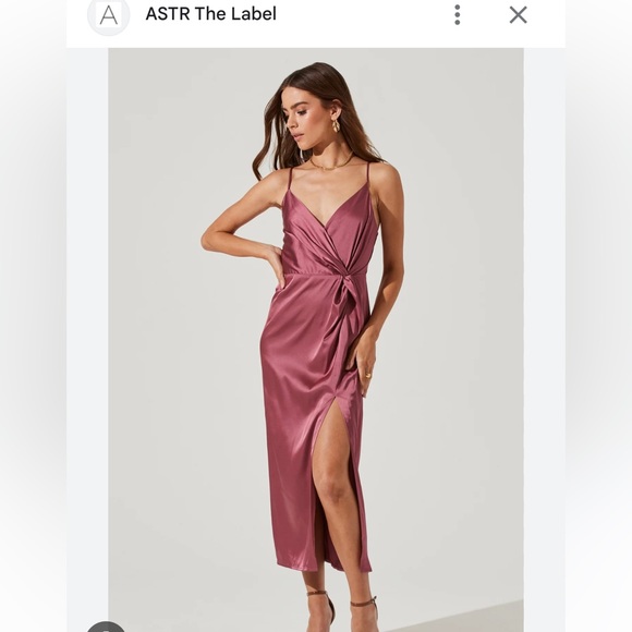 Astr Dresses & Skirts - ASTR the label satin twist front midi dress